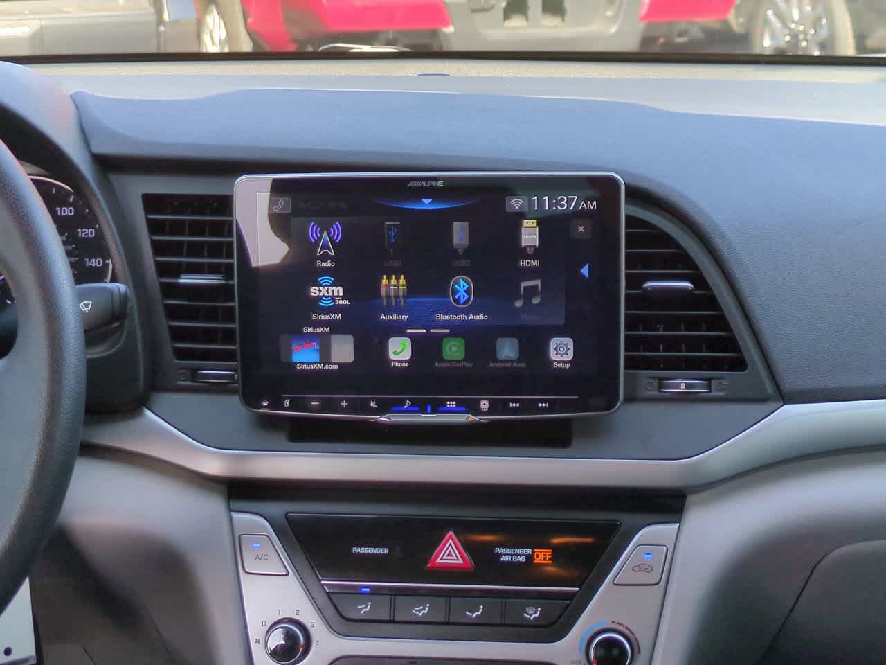 Thumbnail: 2018 Hyundai Elantra - 17