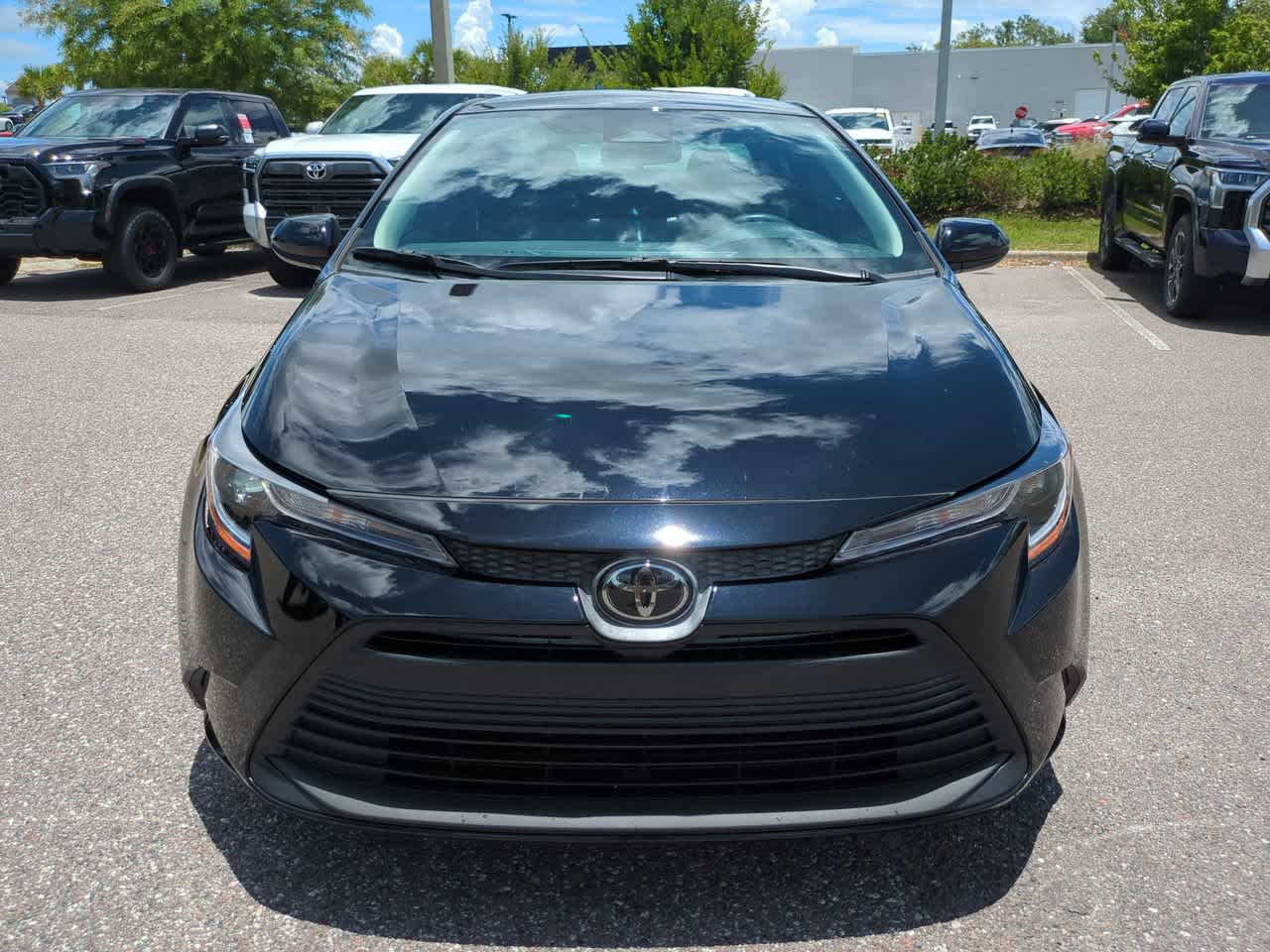 Thumbnail: 2025 Toyota Corolla - 9