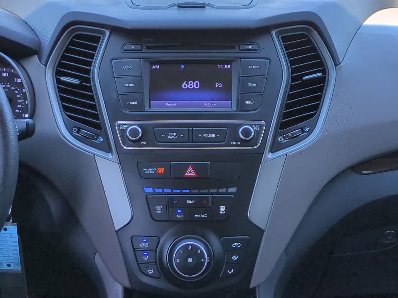 Thumbnail: 2018 Hyundai Santa Fe - 17