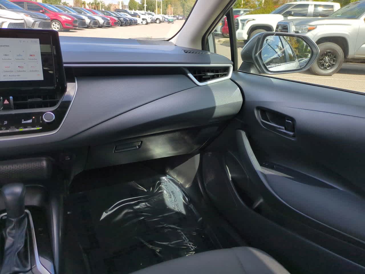 Thumbnail: 2024 Toyota Corolla - 16