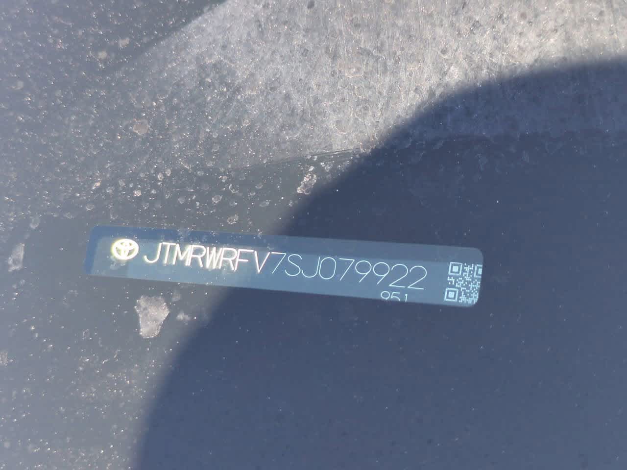 Thumbnail: 2025 Toyota RAV4 - 27