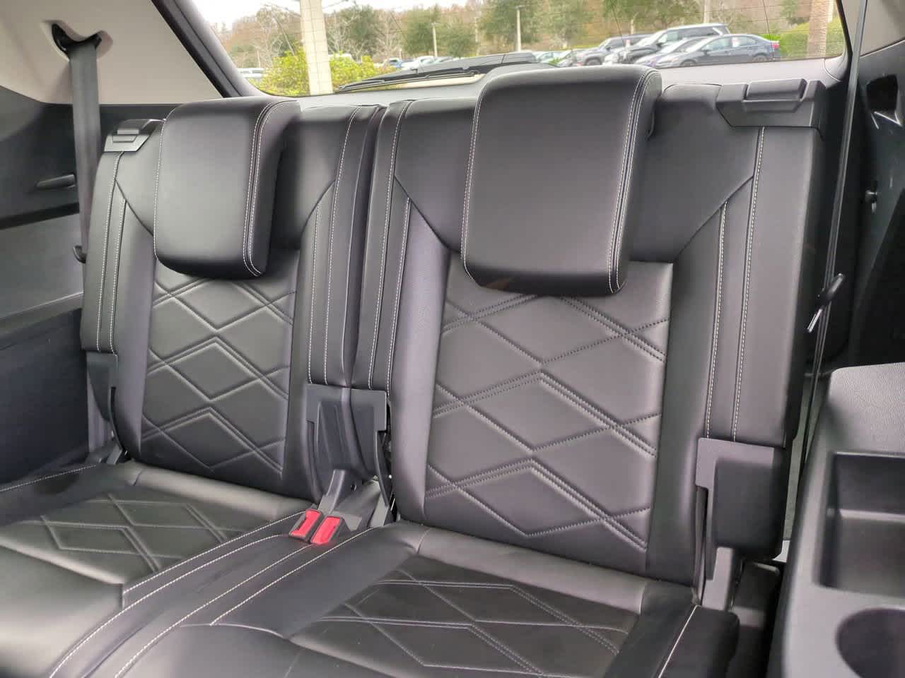 Thumbnail: 2024 Volkswagen Atlas - 13