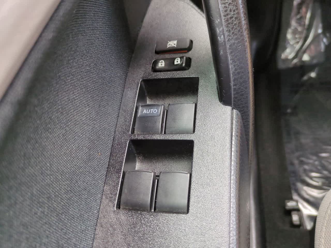 Thumbnail: 2018 Toyota Corolla - 21