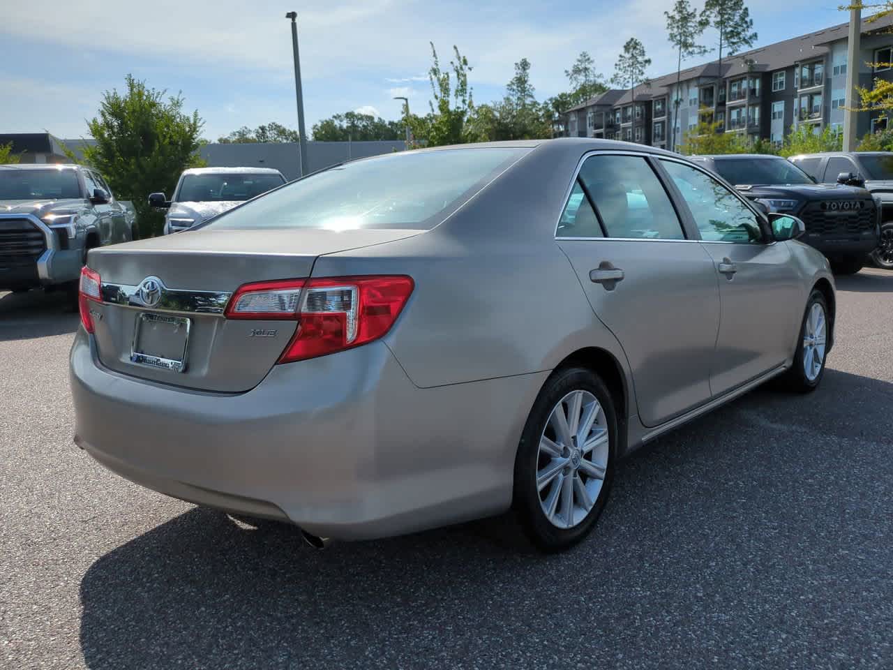 Thumbnail: 2014 Toyota Camry - 6
