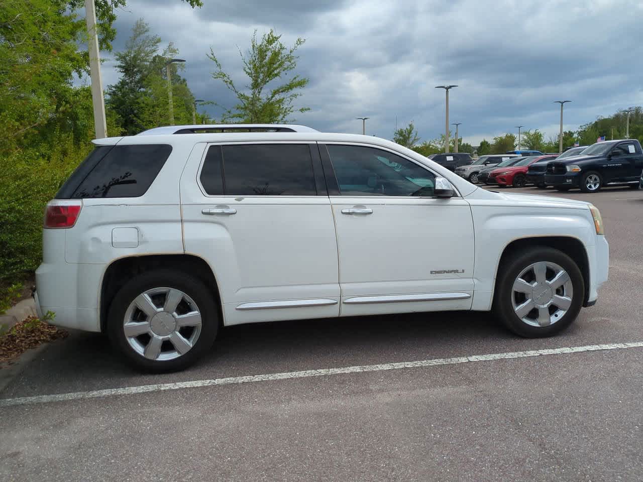 Thumbnail: 2015 GMC Terrain - 5