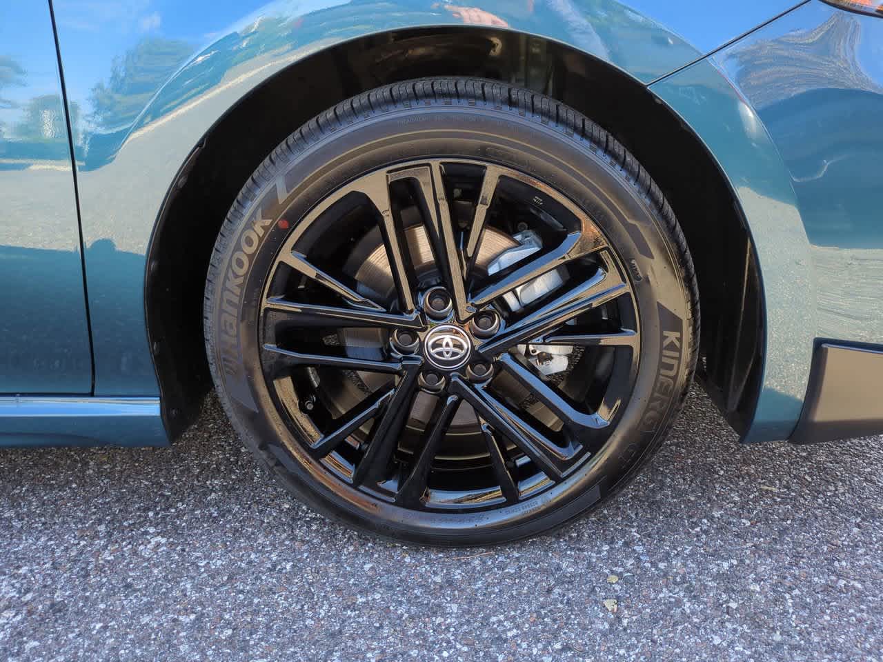 Thumbnail: 2025 Toyota Camry - 11