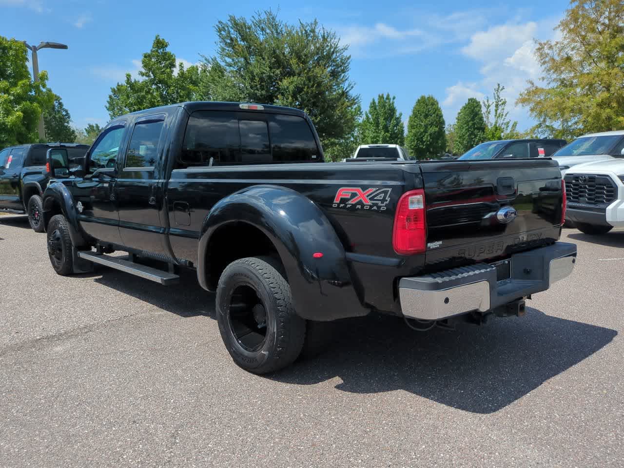 Thumbnail: 2016 Ford F-350 - 4