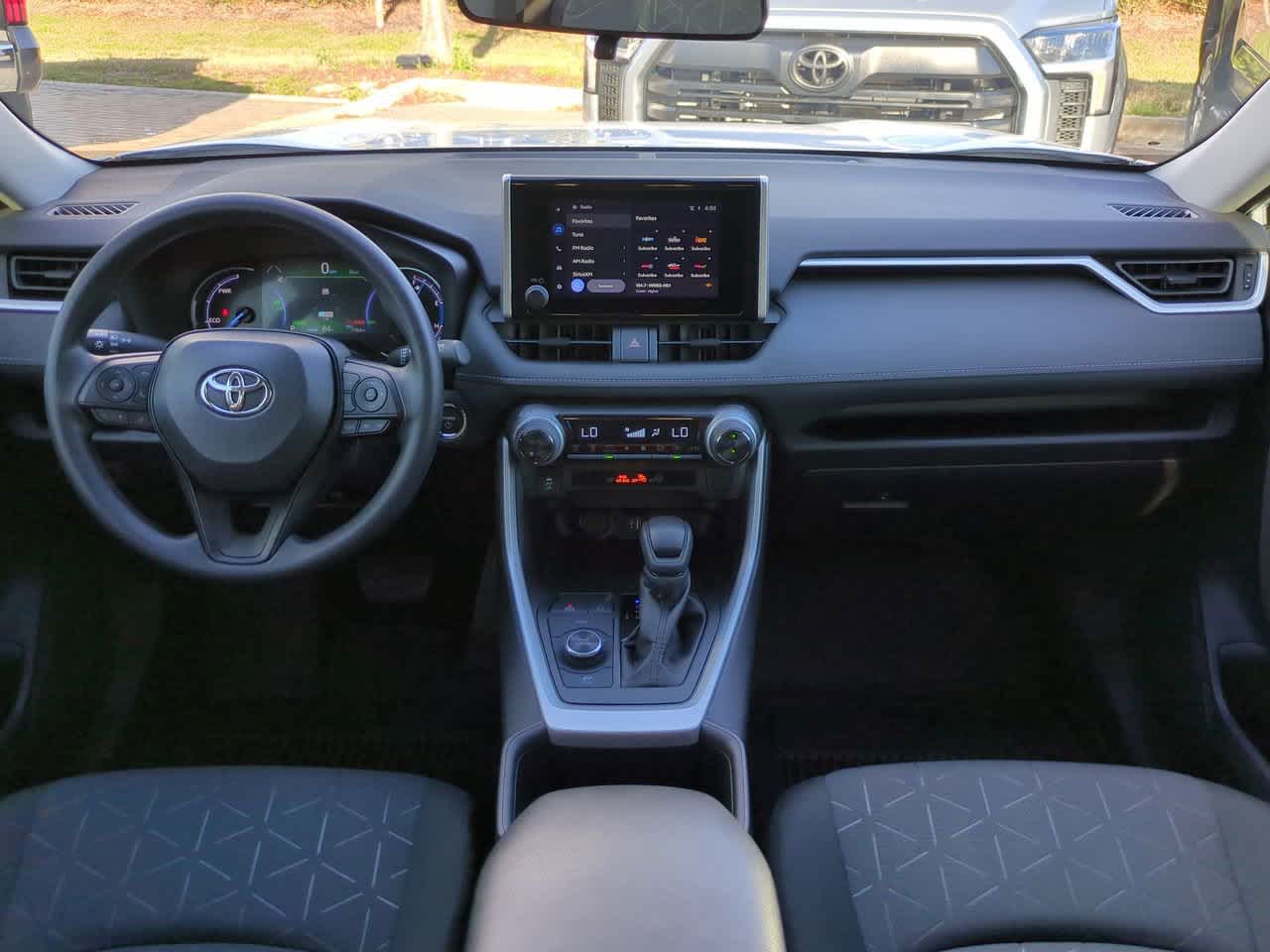 Thumbnail: 2025 Toyota RAV4 - 14