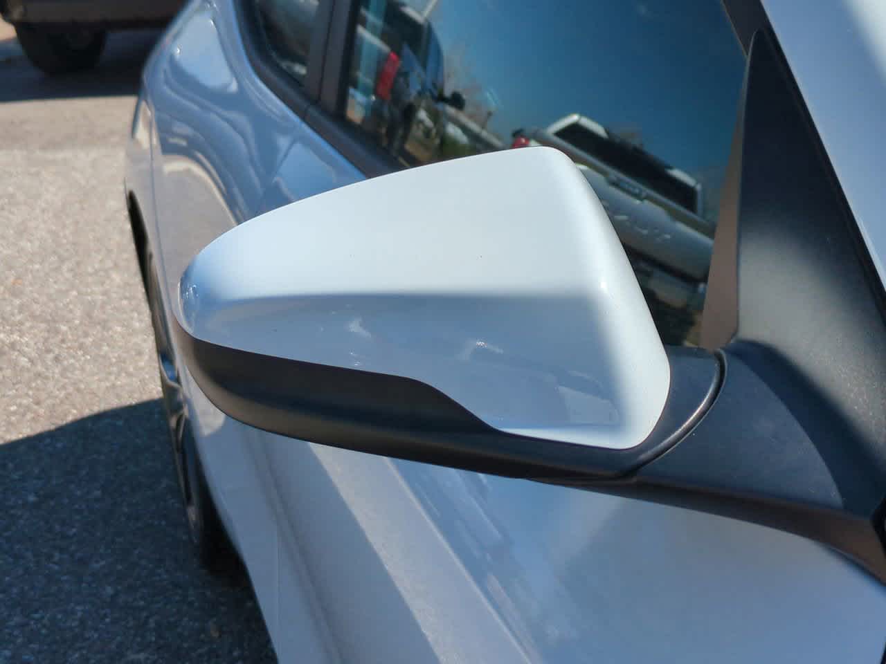 Thumbnail: 2019 Hyundai Veloster - 11