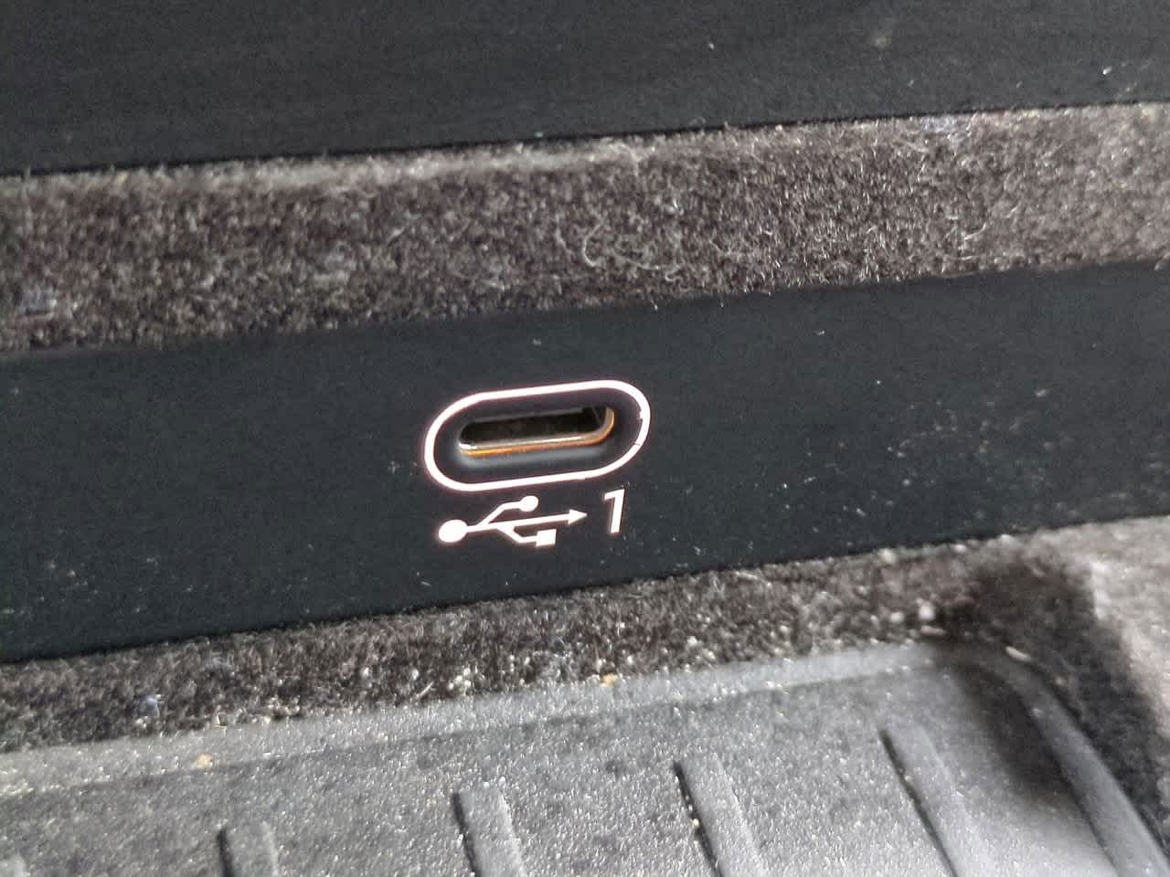 Thumbnail: 2021 Audi Q7 - 22