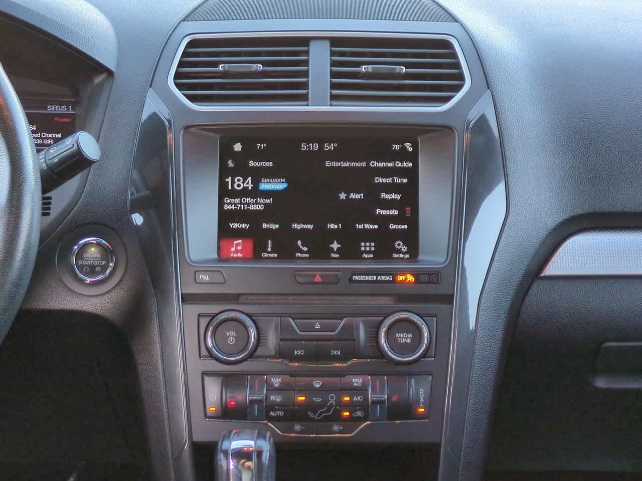 Thumbnail: 2017 Ford Explorer - 18