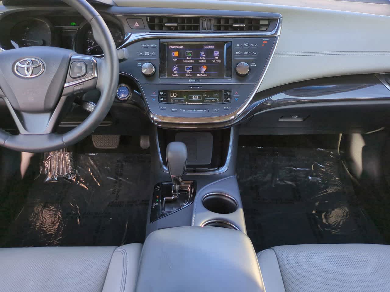 Thumbnail: 2013 Toyota Avalon - 18