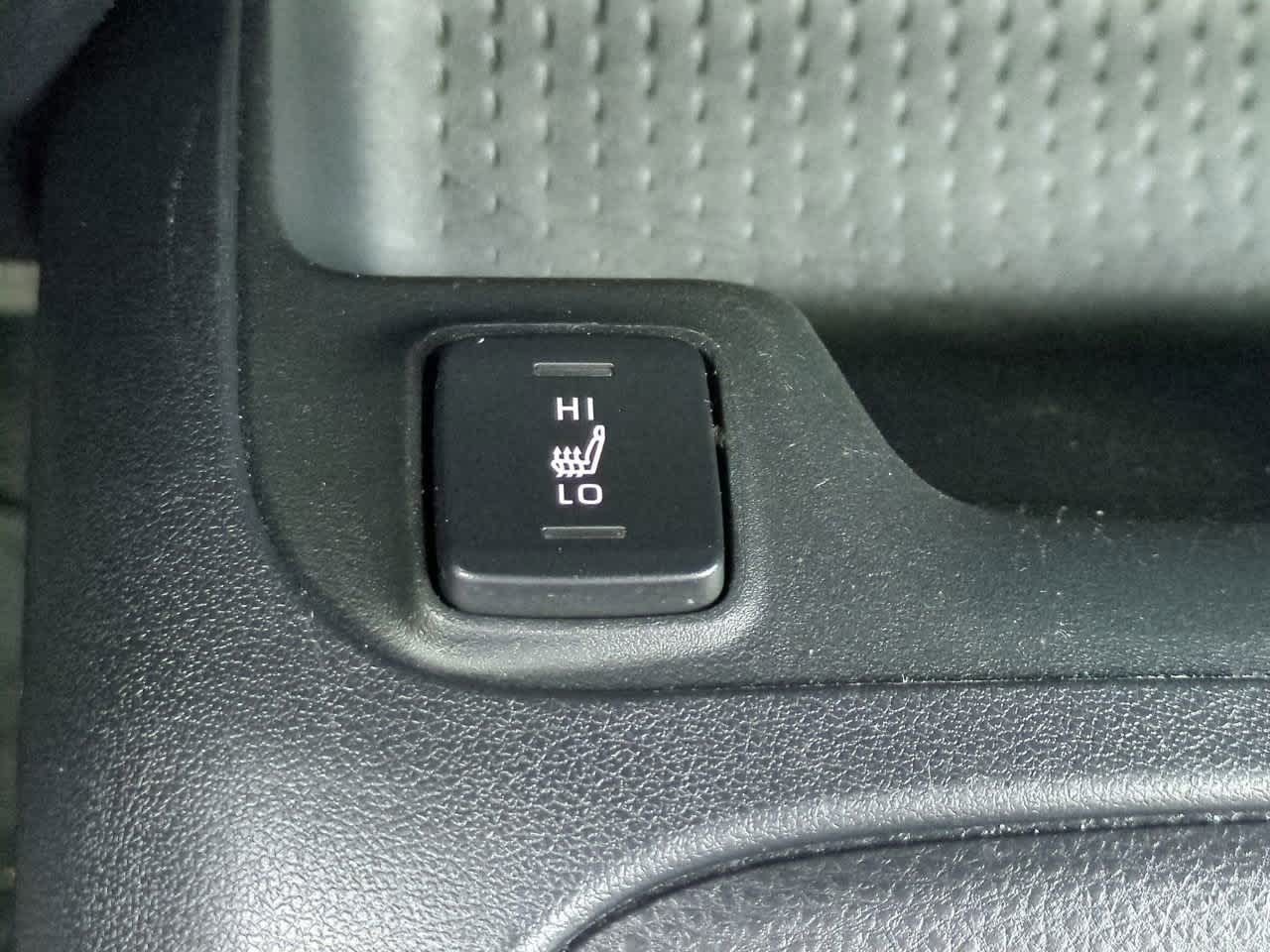 Thumbnail: 2022 Toyota Corolla - 22