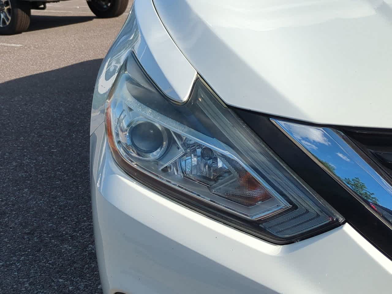 Thumbnail: 2018 Nissan Altima - 10