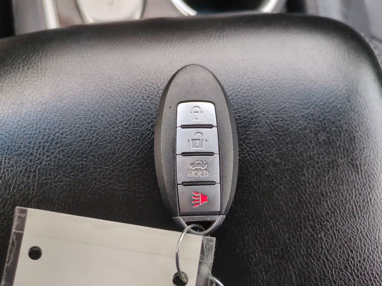 Thumbnail: 2014 Nissan Pathfinder - 29