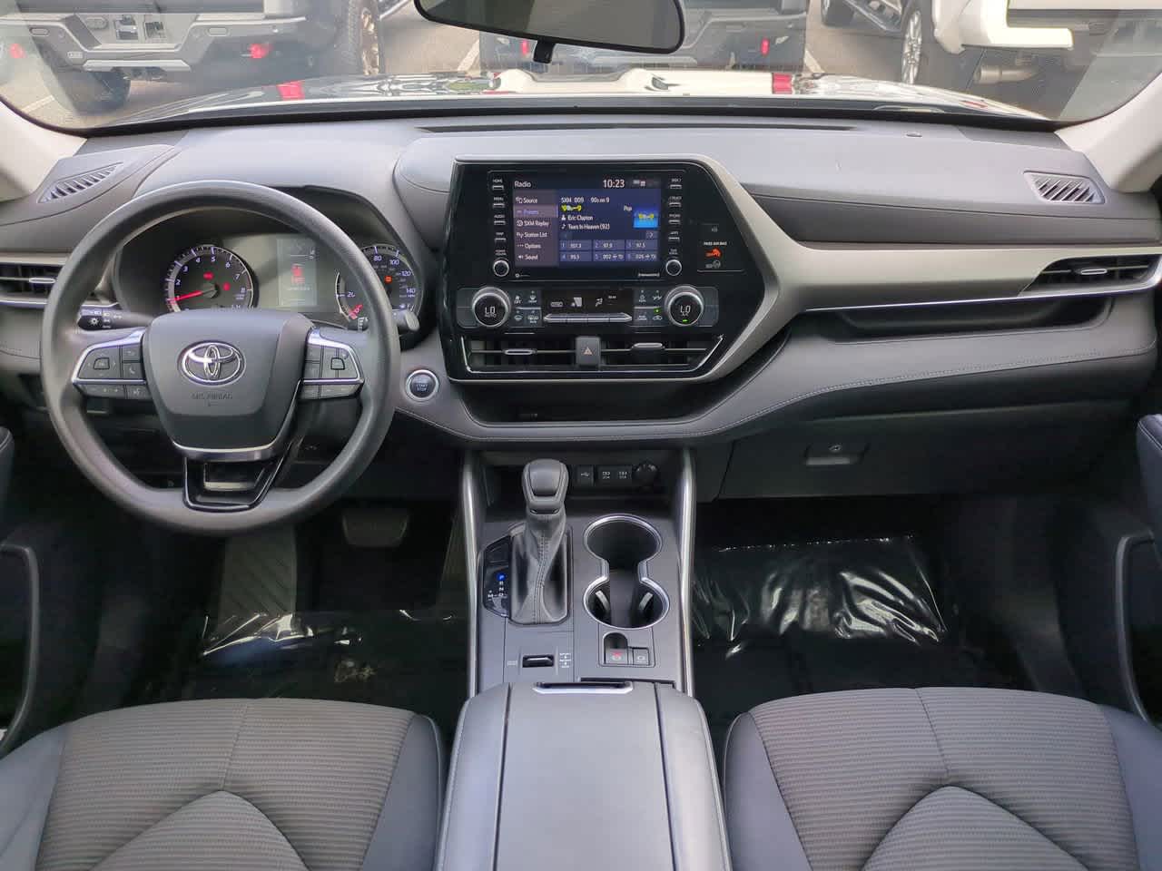 Thumbnail: 2021 Toyota Highlander - 15