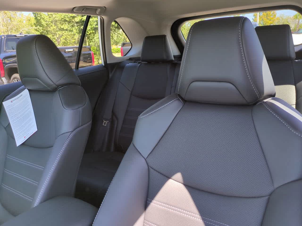 Thumbnail: 2025 Toyota RAV4 - 8