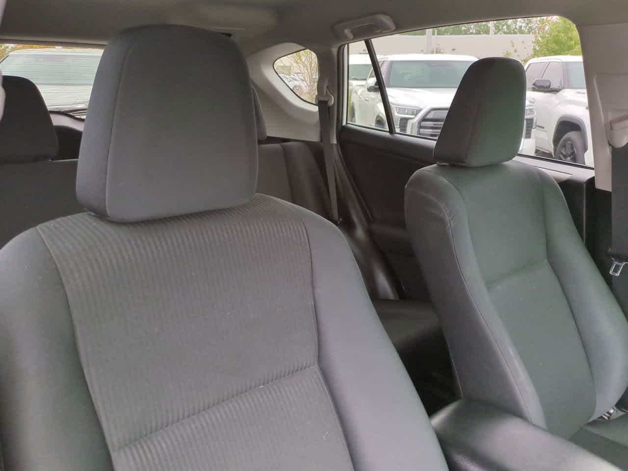 Thumbnail: 2017 Toyota RAV4 - 7