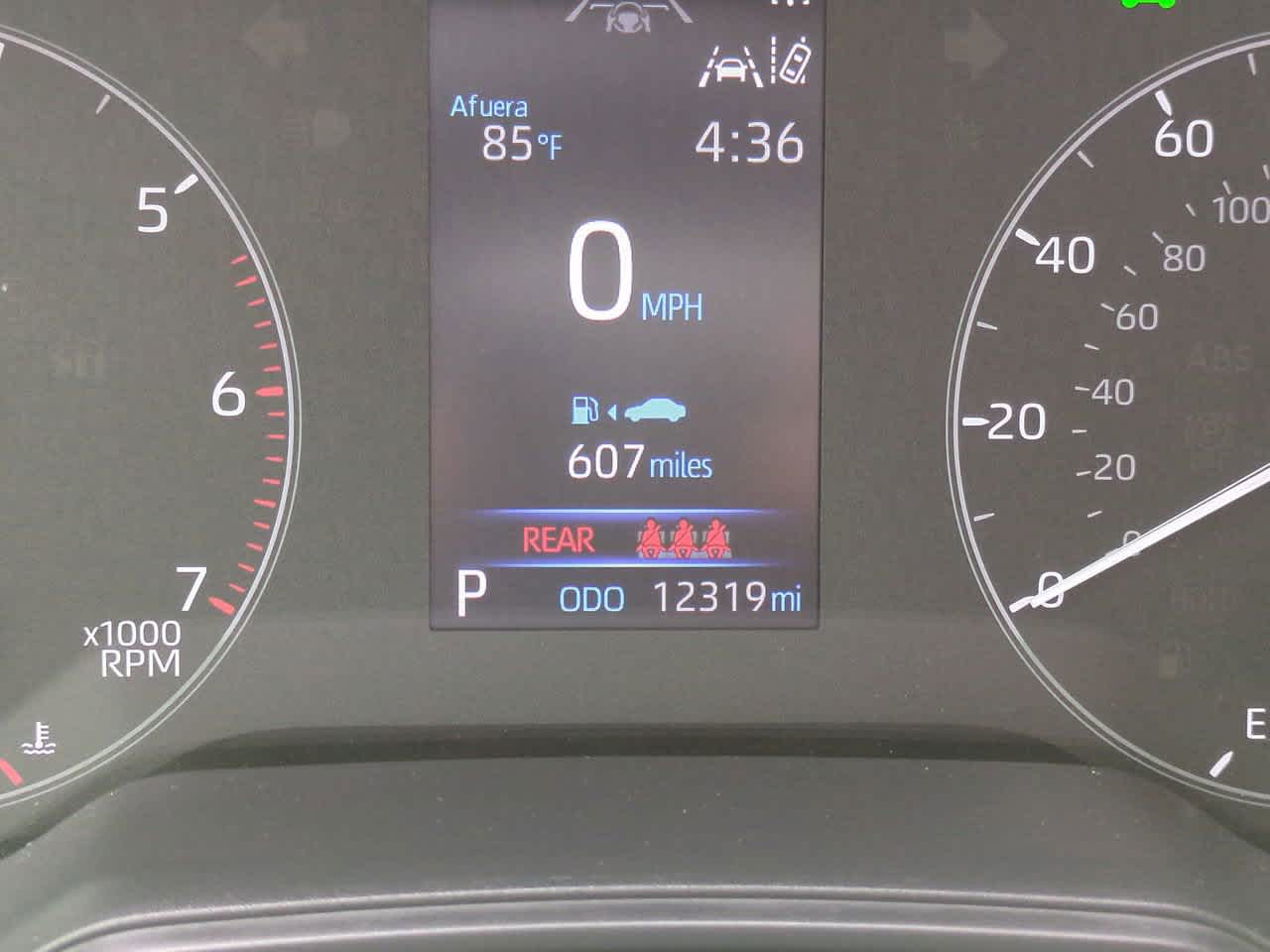 2025 Toyota Corolla LE 24