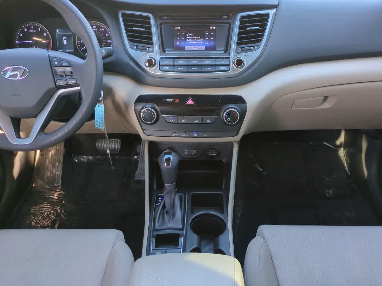 Thumbnail: 2017 Hyundai Tucson - 18