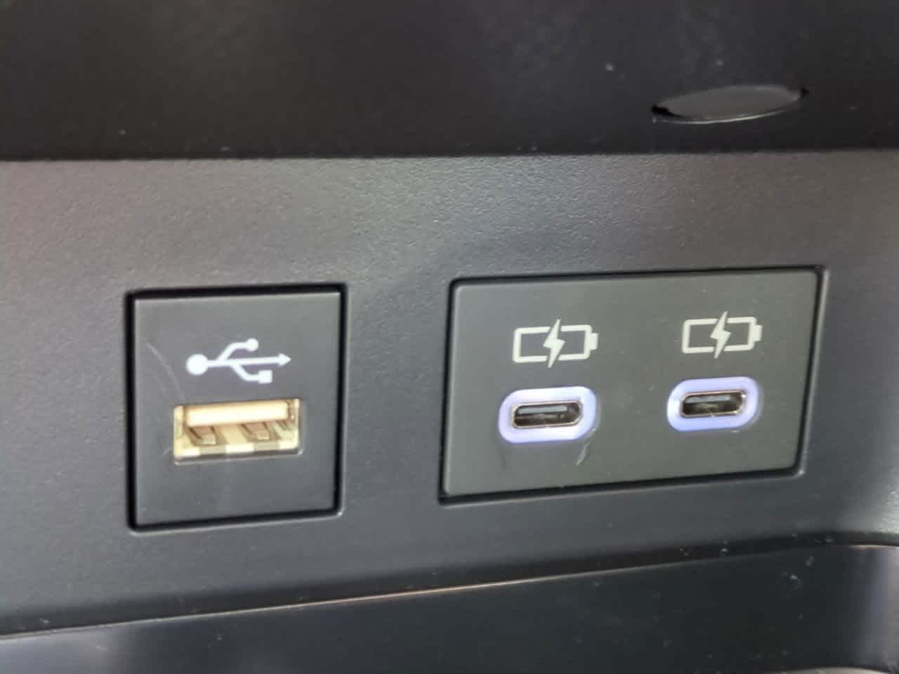 Thumbnail: 2025 Toyota Camry - 20