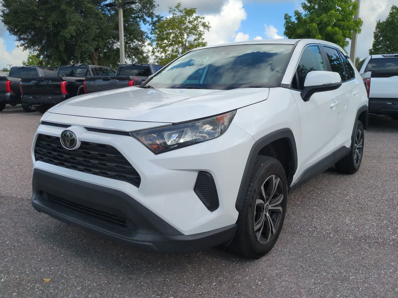 Thumbnail: 2022 Toyota RAV4 - 2