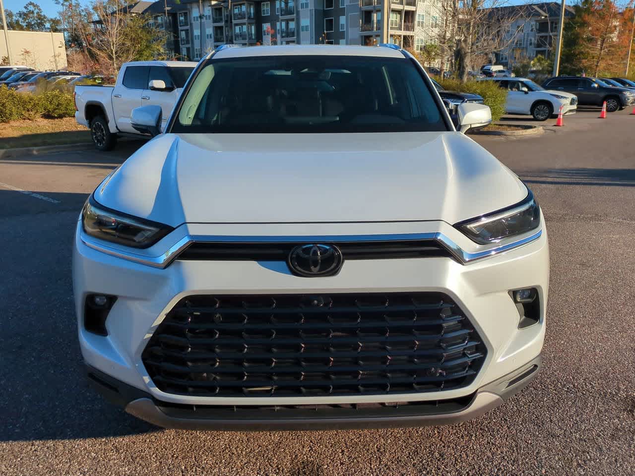 Thumbnail: 2024 Toyota Grand Highlander - 8