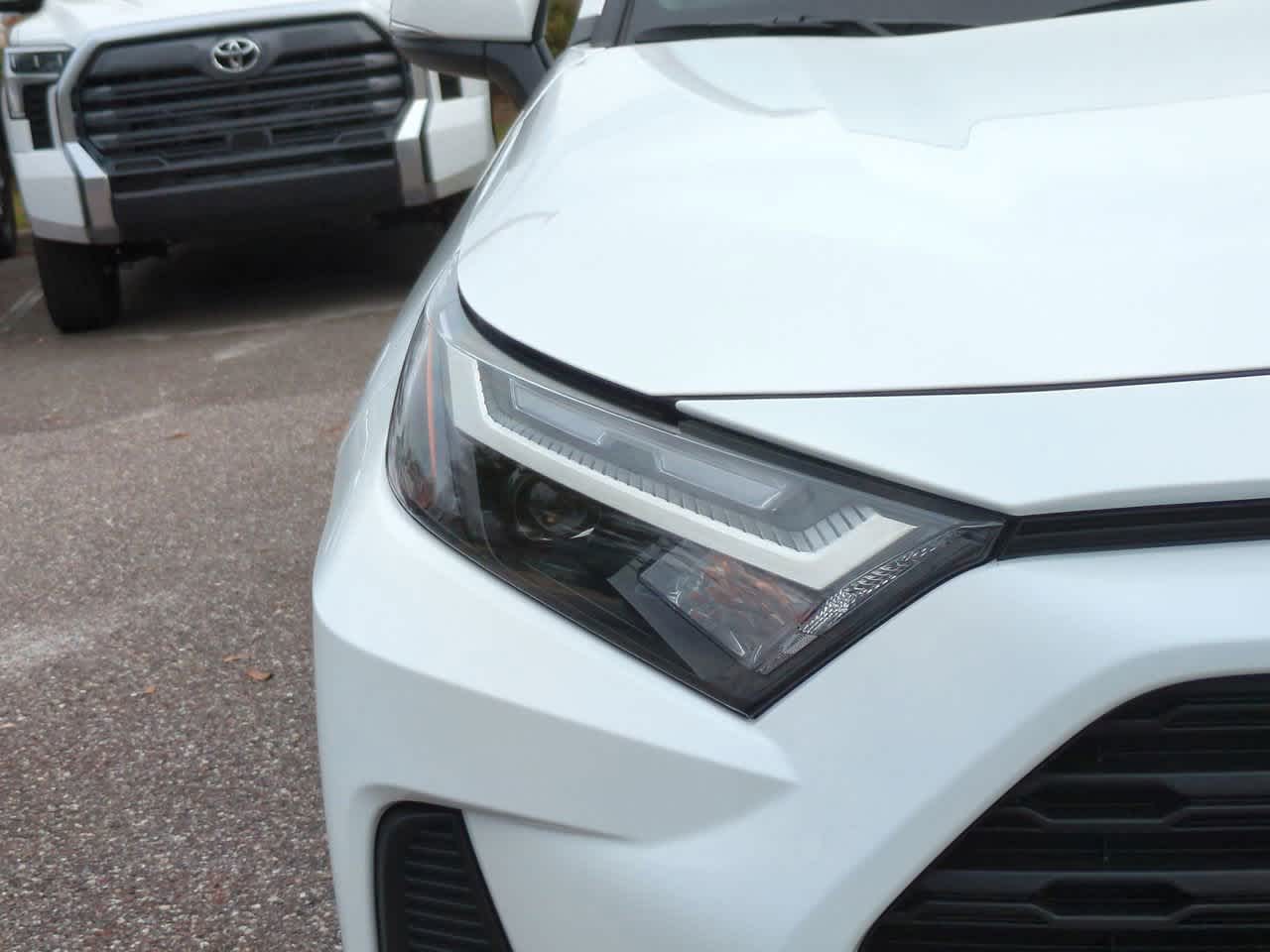 Thumbnail: 2025 Toyota RAV4 - 10