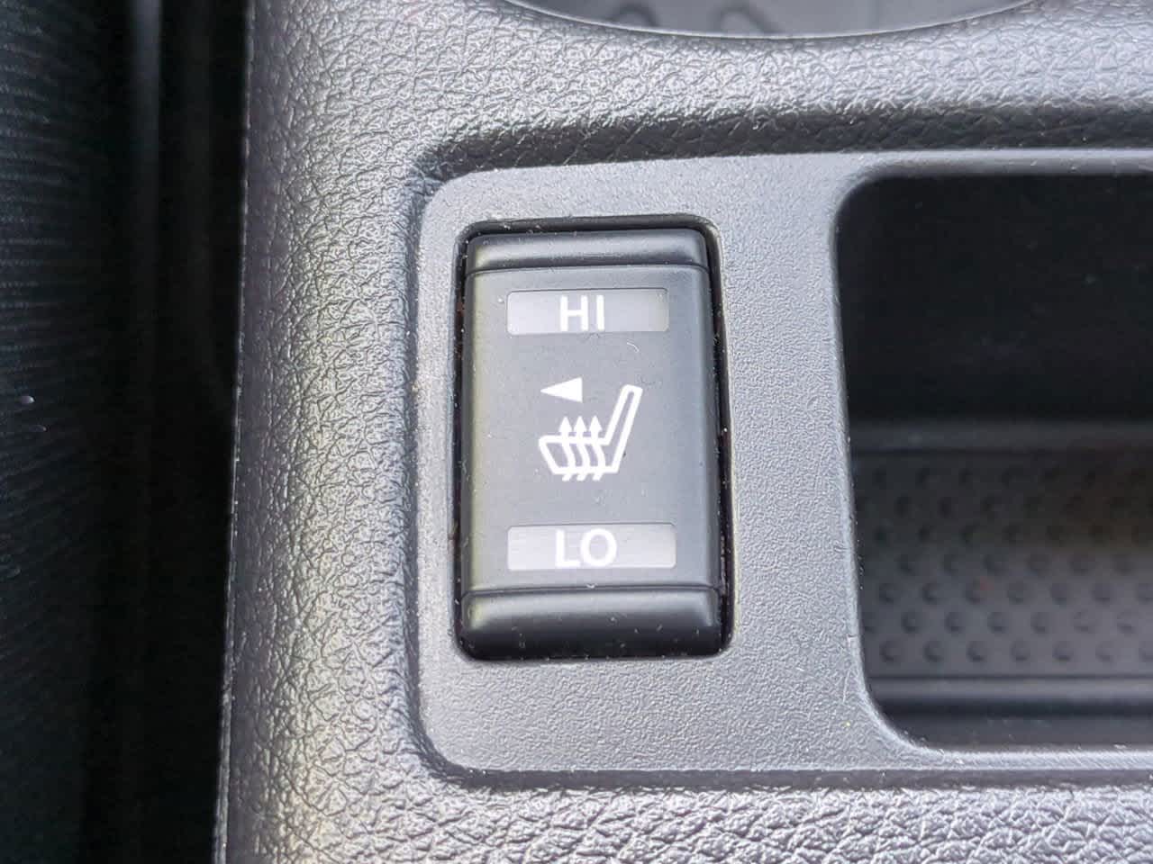 Thumbnail: 2019 Nissan Rogue Sport - 22