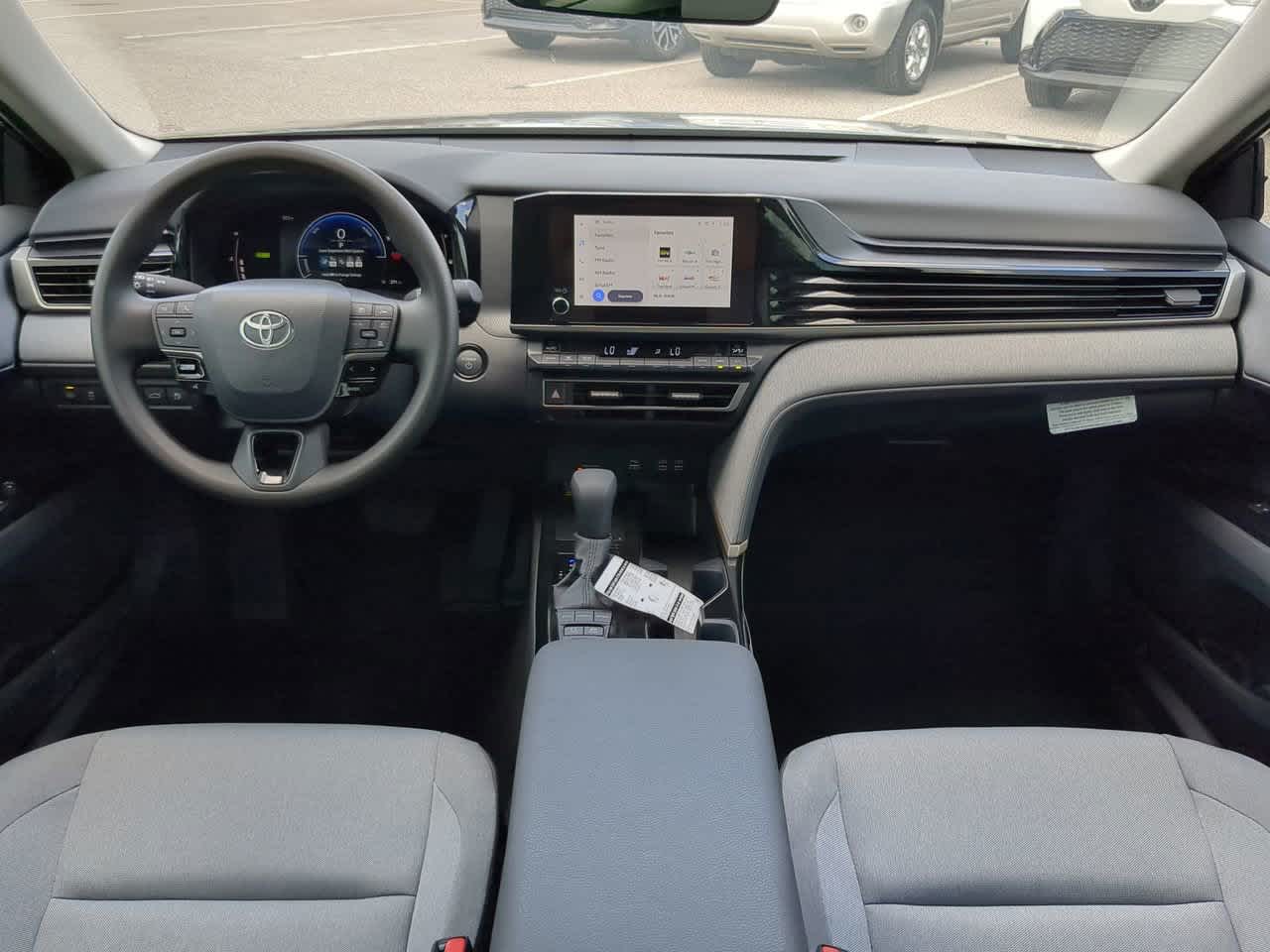 2025 Toyota Camry LE 14