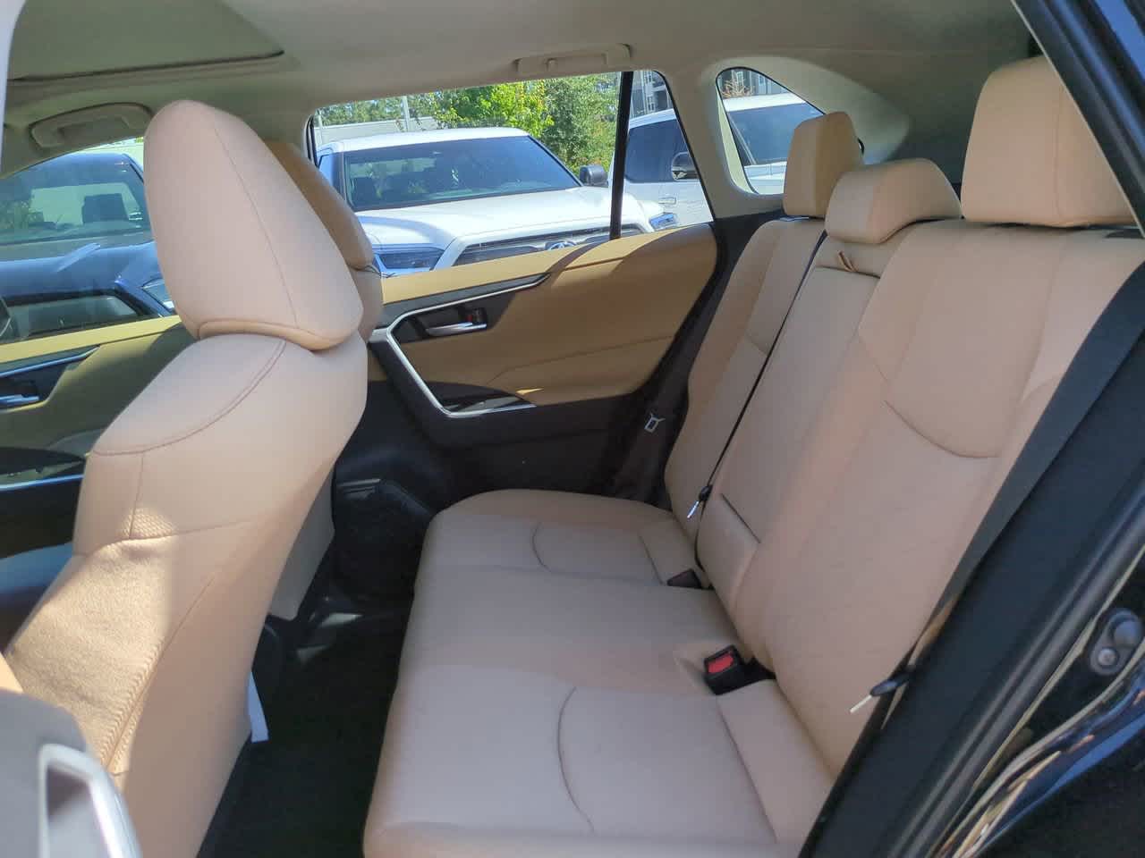 Thumbnail: 2025 Toyota RAV4 - 13