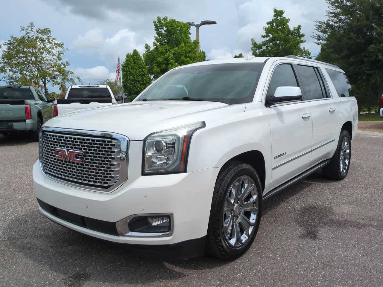 Thumbnail: 2016 GMC Yukon XL - 2