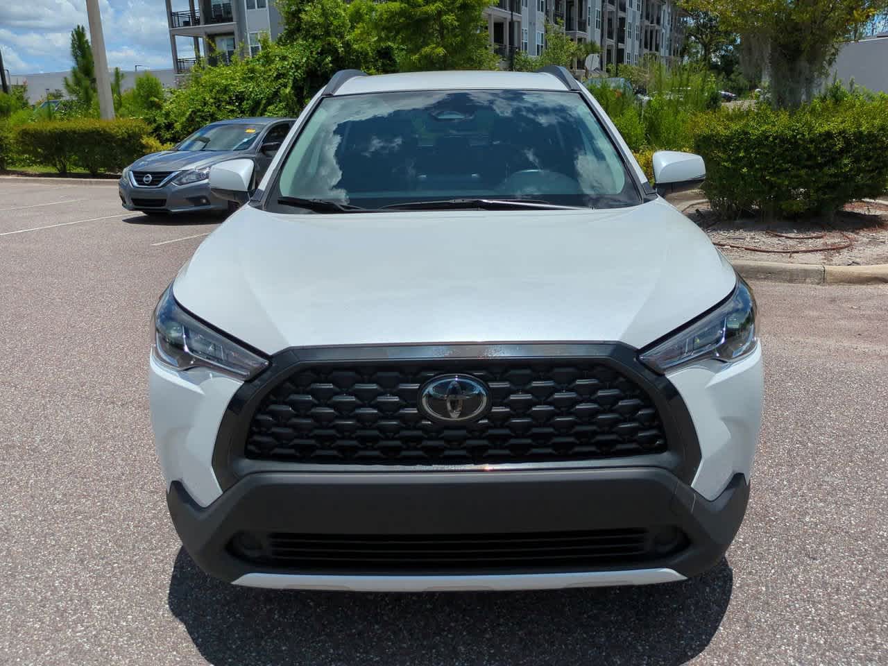 Thumbnail: 2023 Toyota Corolla Cross - 9