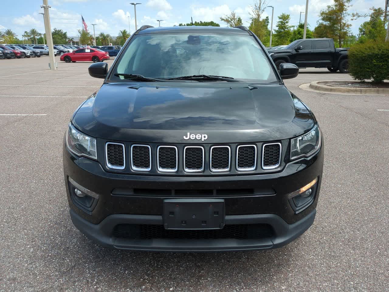 Thumbnail: 2017 Jeep Compass - 9
