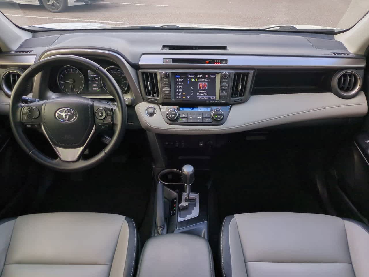 Thumbnail: 2018 Toyota RAV4 - 15