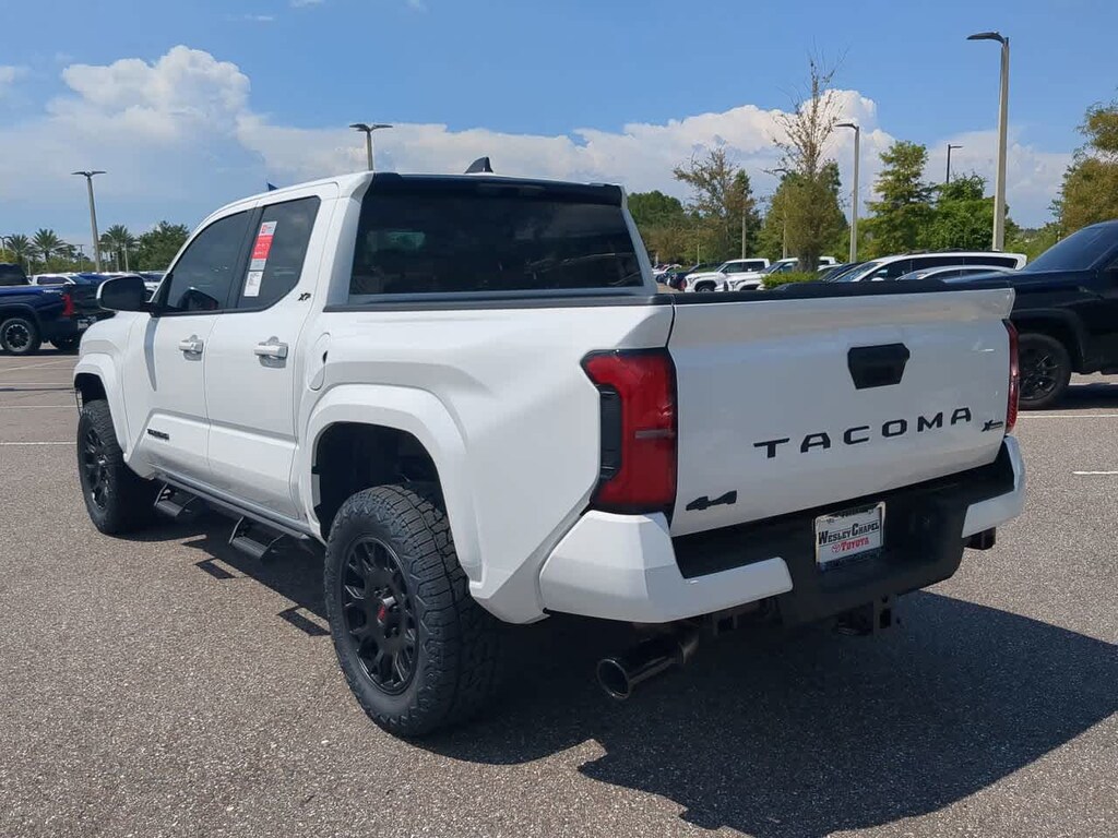 New 2025 Toyota Tacoma SR5 Truck Double Cab