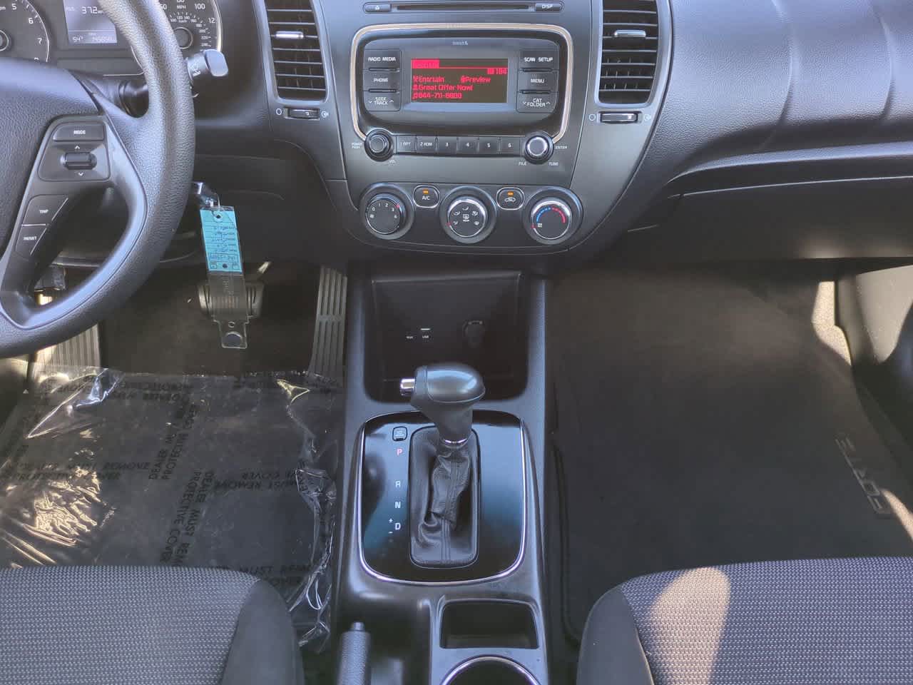 Thumbnail: 2017 Kia Forte - 18