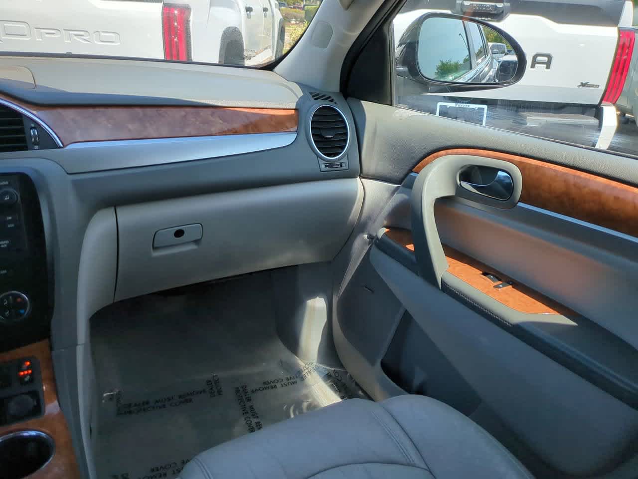 Thumbnail: 2012 Buick Enclave - 17