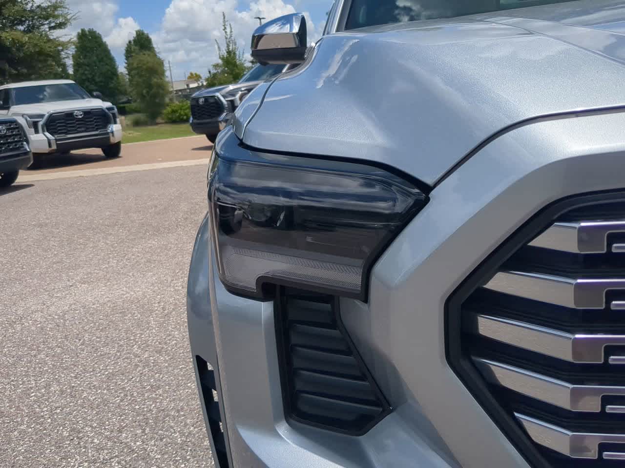 Thumbnail: 2025 Toyota Tacoma - 10