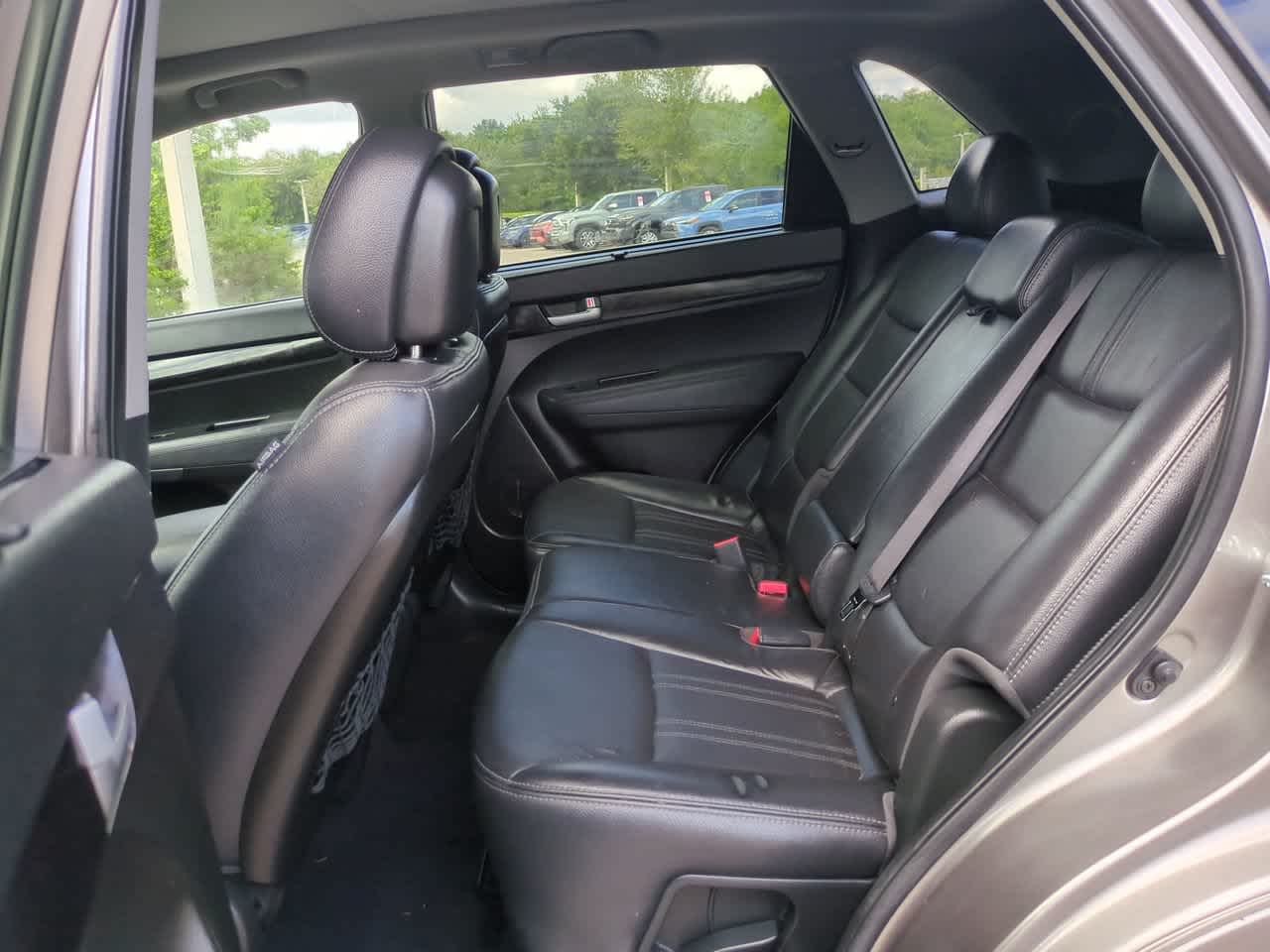Thumbnail: 2015 Kia Sorento - 14
