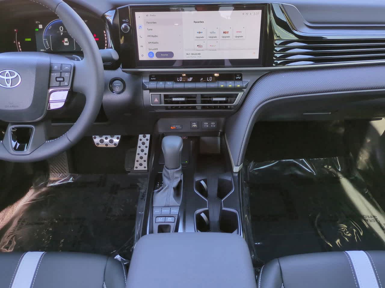 Thumbnail: 2025 Toyota Camry - 18