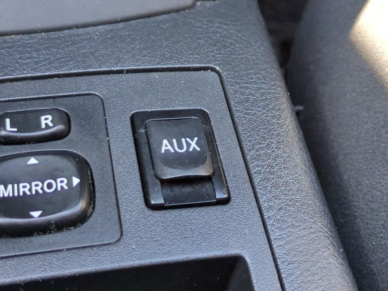 Thumbnail: 2011 Toyota RAV4 - 15