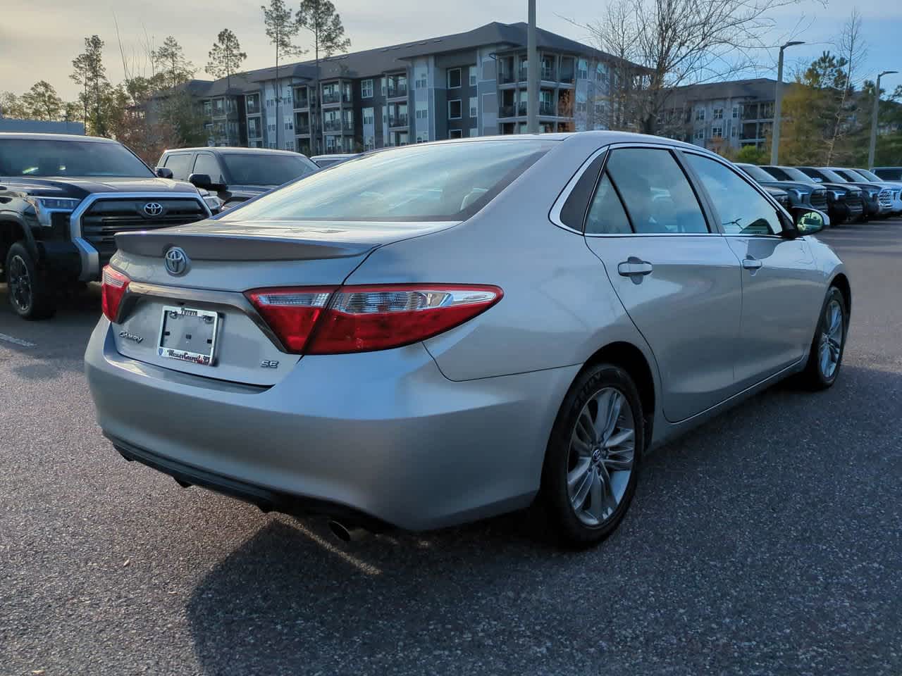 Thumbnail: 2017 Toyota Camry - 6