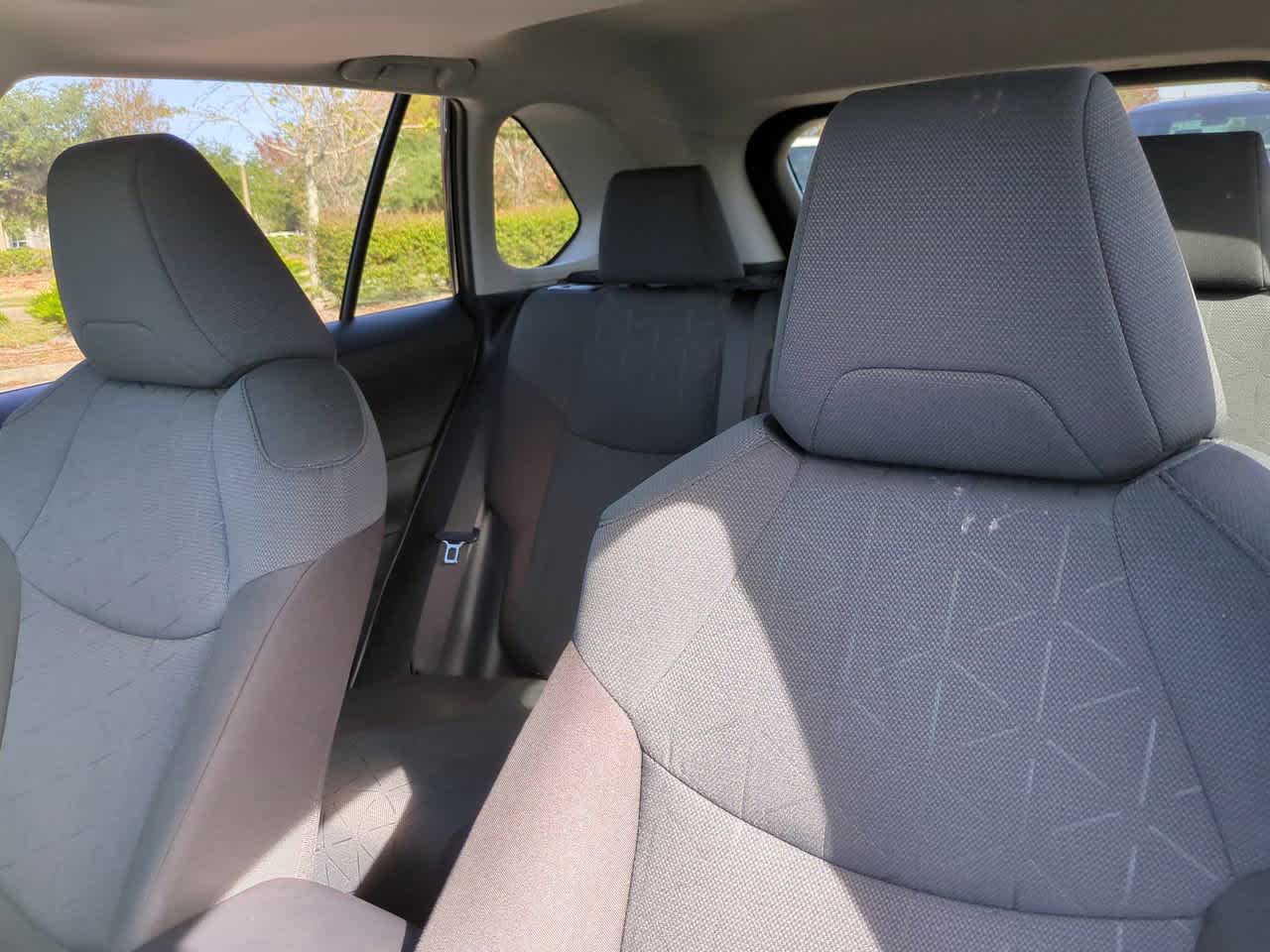 Thumbnail: 2025 Toyota RAV4 - 8