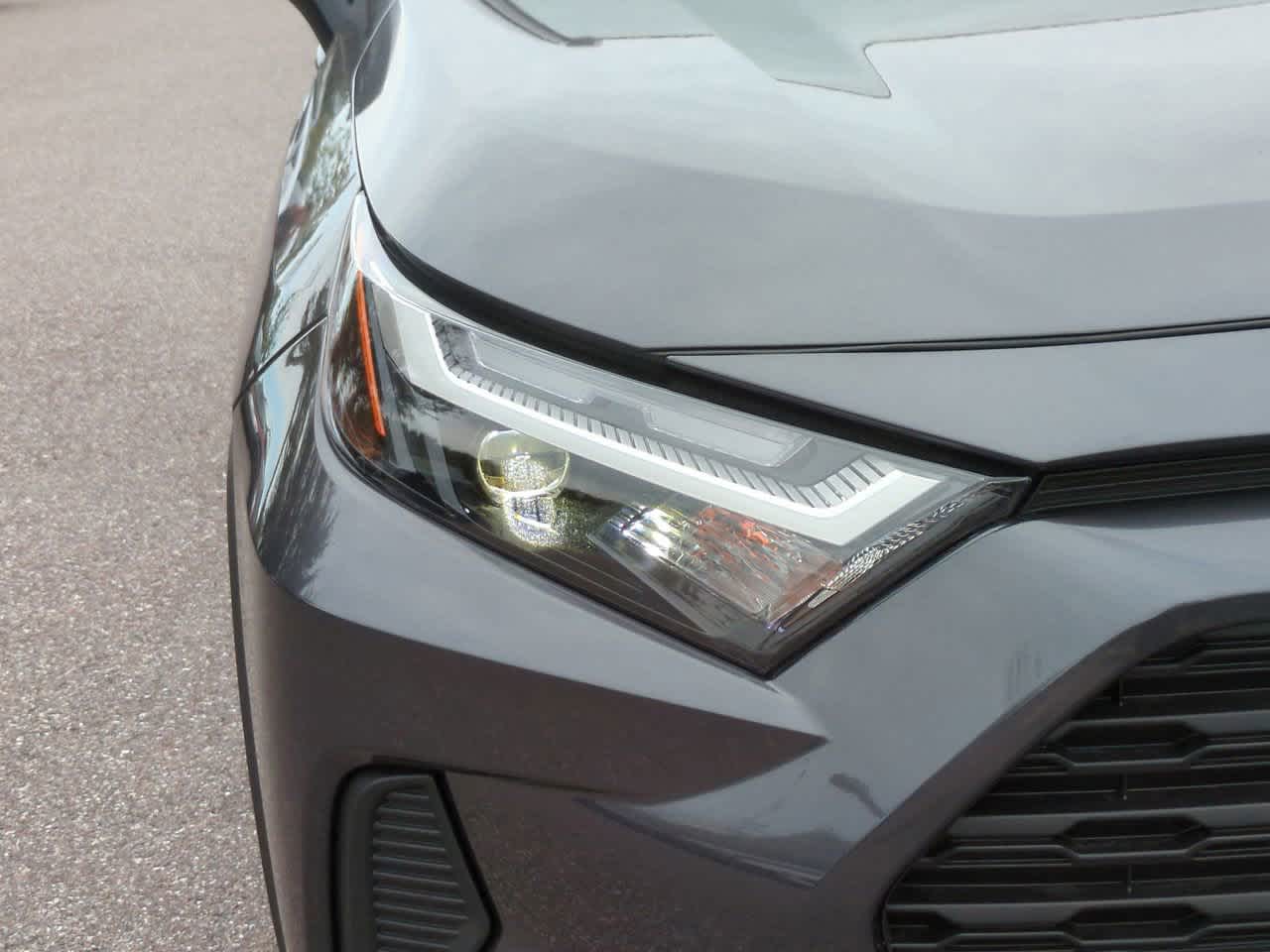 Thumbnail: 2025 Toyota RAV4 - 10