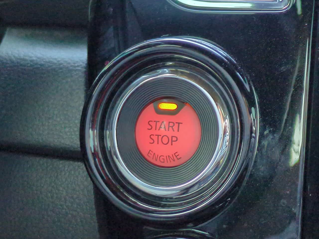 Thumbnail: 2020 Nissan Titan - 28