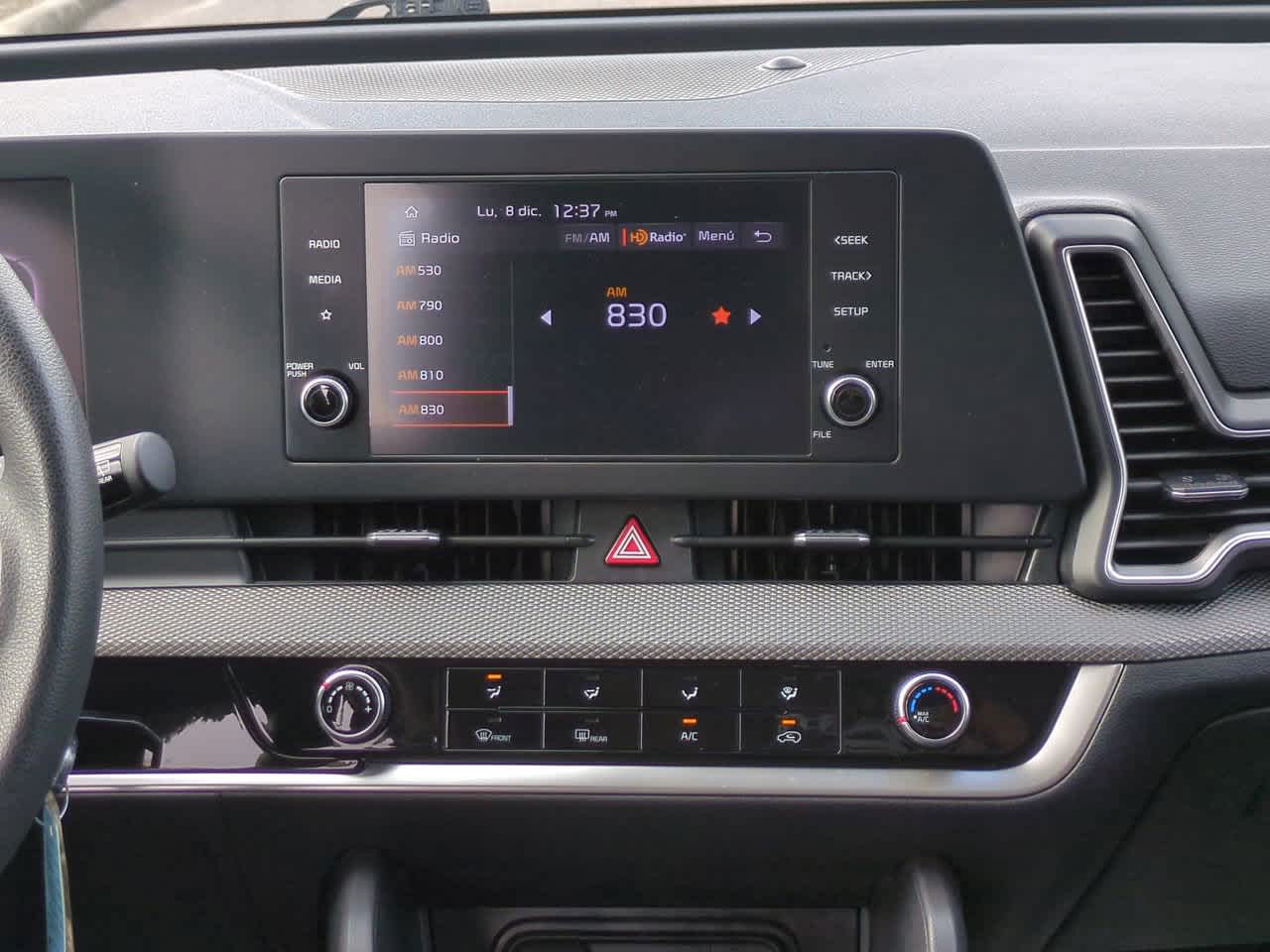 Thumbnail: 2023 Kia Sportage - 17