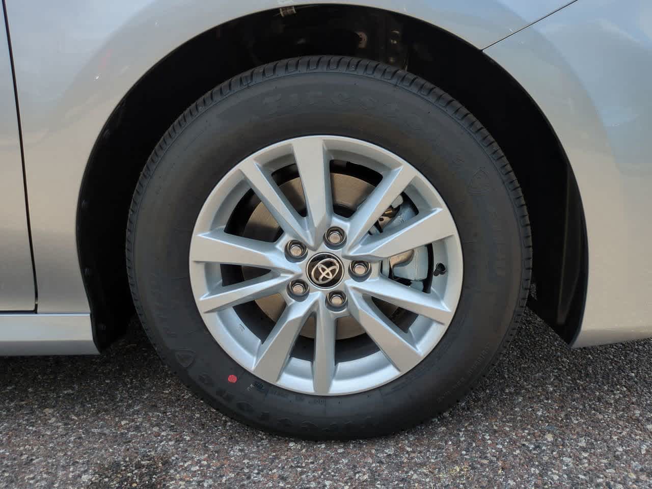 Thumbnail: 2026 Toyota Camry - 11