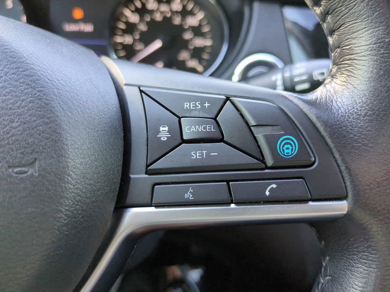 Thumbnail: 2019 Nissan Rogue Sport - 25