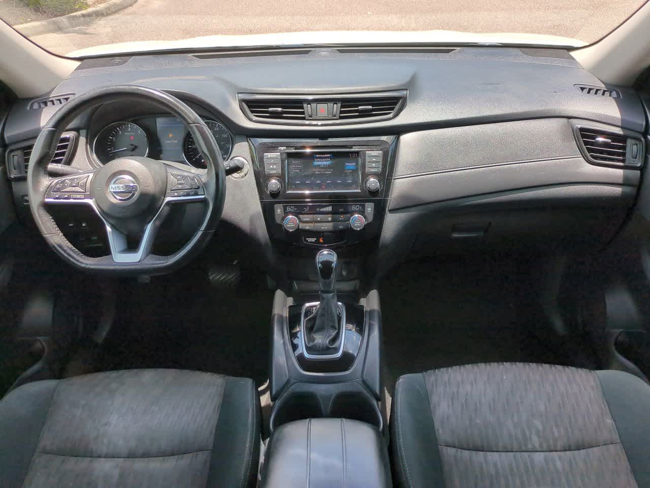 Thumbnail: 2018 Nissan Rogue - 14